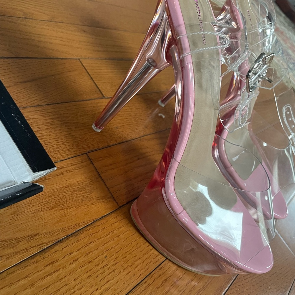 Pink platform heels - Picture 5 of 5